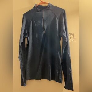 Lululemon men’s navy blue zip-up
